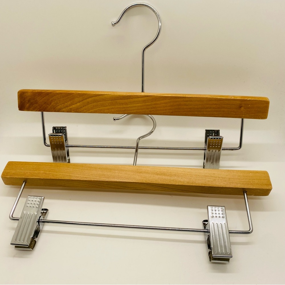 2/$10 NWT Kids Deluxe Wooden Bottoms Maples Hanger 11” across
